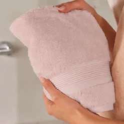 Bambus håndklæde - Badehåndklæde 70x140 cm - Bambus/bomuldsfrotté - Rosa
