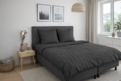 Bambus sengetøj 140x220 cm - 100% bambus - Grå jacquardvævet striber