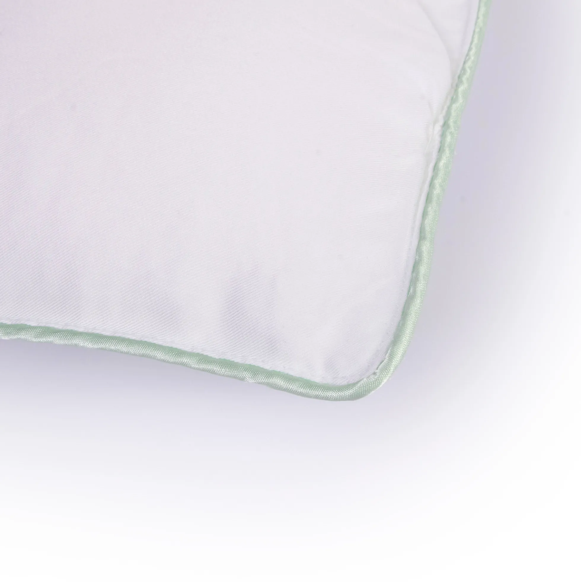 Bambus sommer dyne - Ekstra blød bambus og dunfiber - 150x210 cm - Borg Living