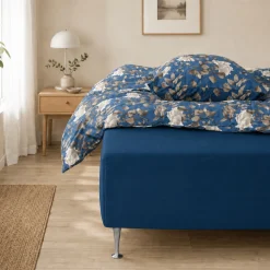 Blødt lagen 80x200 cm - Faconlagen i 100% bomuldssatin - Blåt boxlagen til madras - By Night satin lagen