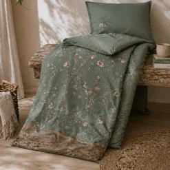 Blomstret dobbelt sengetøj 200x220 cm - Grønt vendbart sengesæt i 100% blød bomuld - Okinawa green - Pip Studio sengelinned