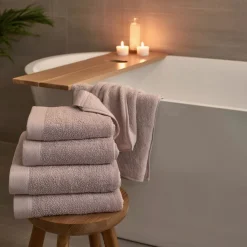 Bomulds håndklæde - 100% bomuld - Badehåndklæde 70x140 cm - Valmue - Rosa