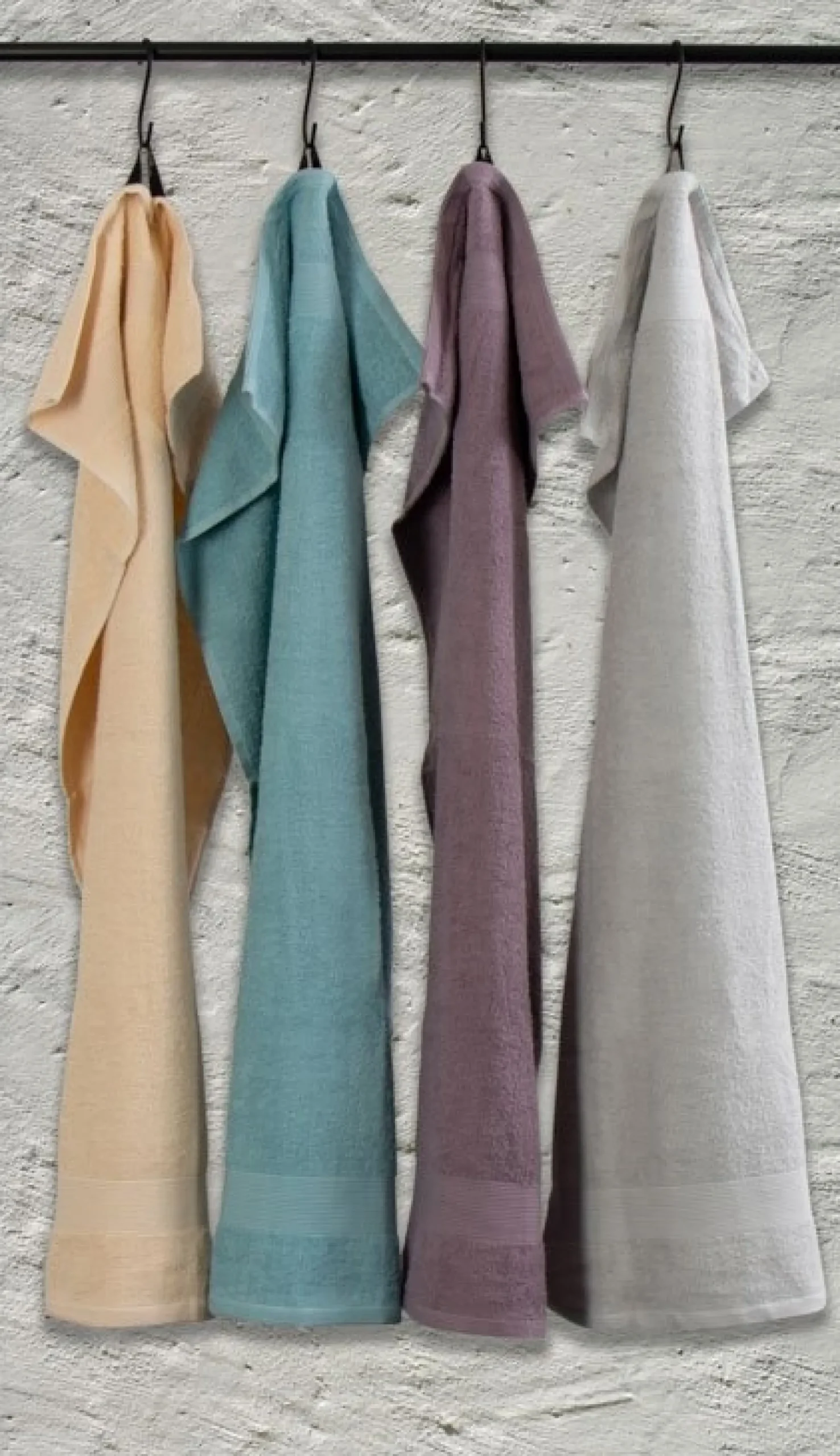 Bomulds håndklæde - 100% bomuld - Badelagen 100x150 cm - Magnolia - Creme