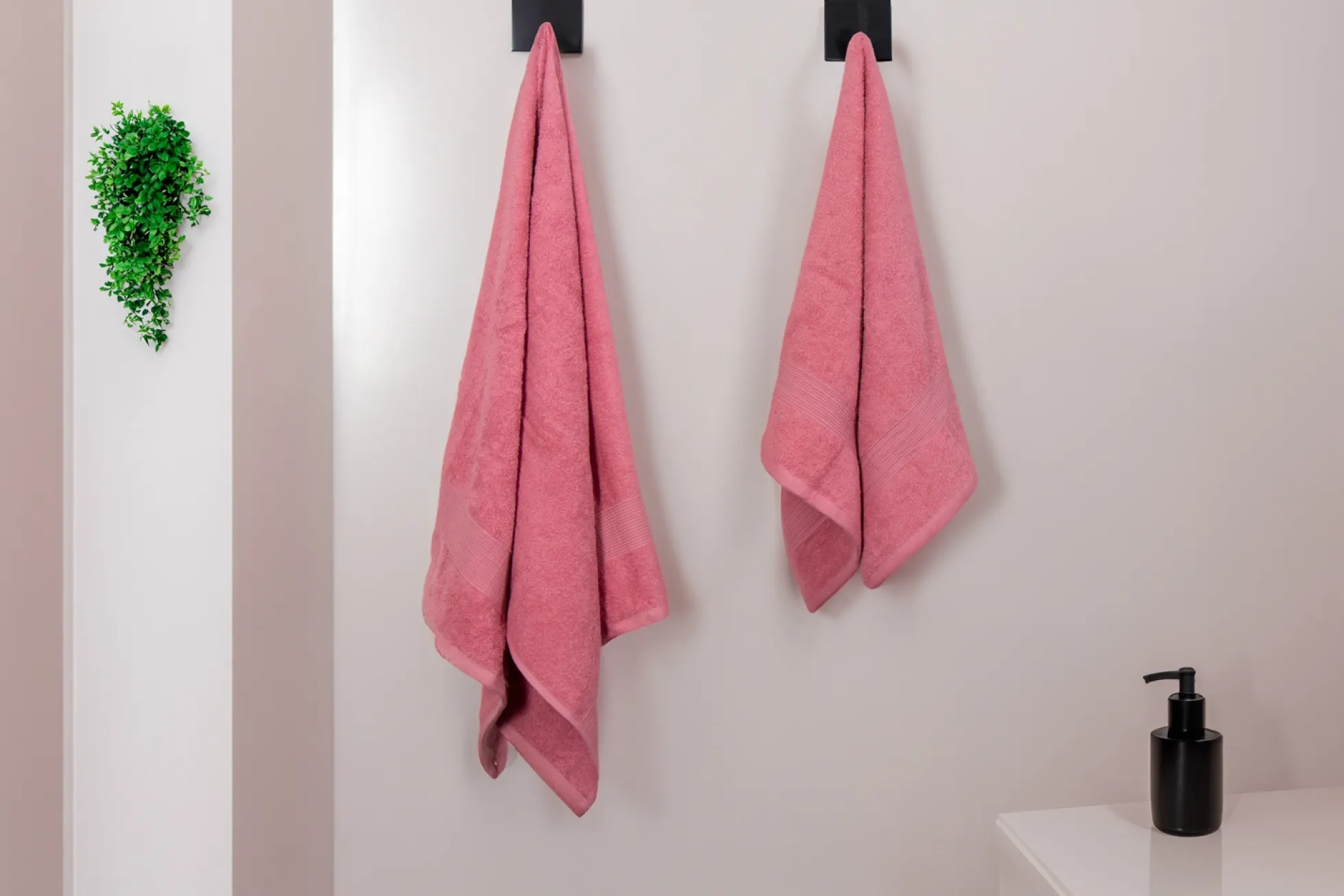Bomulds håndklæde - 100% bomuld - 50x100 cm - Rosa