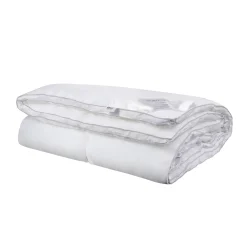 Dobbelt dyne - Bambus helårsdyne - Ekstra blød bambus og dunfiber - Allergivenlig - 240x220 cm - Nordstrand Home