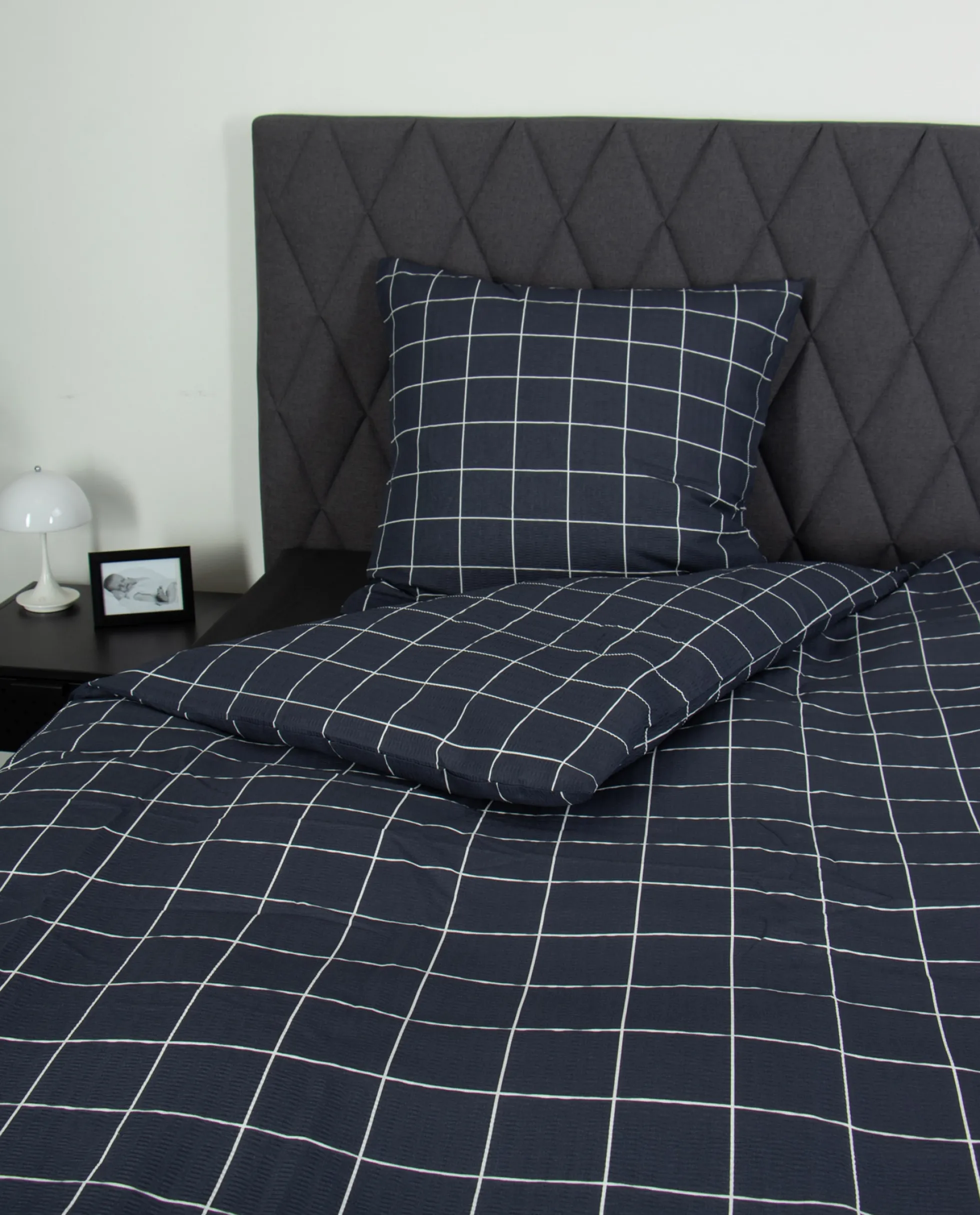 Dobbelt sengetøj 200x220 cm - Bæk og Bølge - 100% Bomulds krep - Blå tern