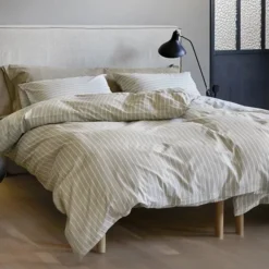 Dobbelt sengetøj 200x220 cm - 100% bomuld - Høie of Scandinavia - Pia Olivengrøn