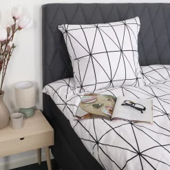 Dobbelt sengetøj 200x200 cm - 100% bomuld - Hvidt med sorte harlekintern