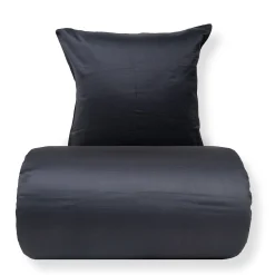 Dobbelt sengetøj 200x220 cm - 100% bomuldssatin - Sort med hvid pipingkant