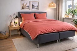 Dobbelt sengetøj 200x220 cm - 100% bomuldssatin - Rosa med lys rosa pipingkant