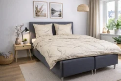 Dobbelt sengetøj 200x220 cm - 100% bomuldssatin - Iris - Beige blomster print