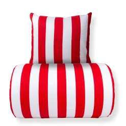 Dobbelt sengetøj 240x220 cm - 100% bomuldssatin - Nordic Stripe - Brede røde striber