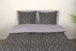 Dobbelt sengetøj 240x220 cm - 100% Bomuld - Vendbart med gråt harlequin design