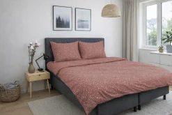 Dobbelt sengetøj 240x220 cm - 100% Bomuld - Zodiac peach - Vendbart med stjerner