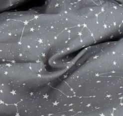 Dobbelt sengetøj 200x200 cm - 100% Bomuld - Zodiac grey - Vendbart med stjerner