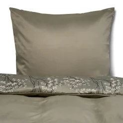 Dobbelt sengetøj 200x220 cm - Satin - Grønt vendbart blomster design