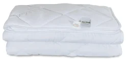 Dyne og pudesæt - Helårsdyne 140x220 cm + pude 60x63 cm - Fiberdyne - Zen Sleep allergivenlig dyne og pude
