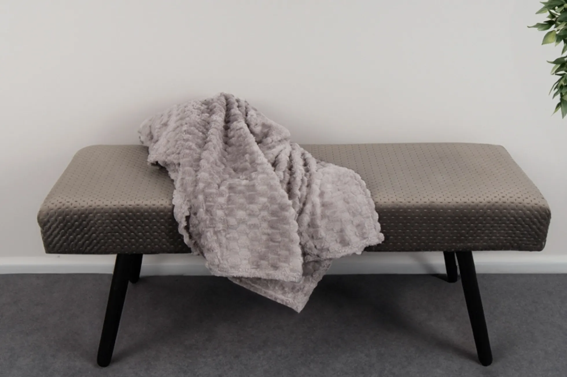 Fleece tæppe - vaffelstruktur - 150x200 cm - Blødt gråt sofatæppe - Nordstrand Home