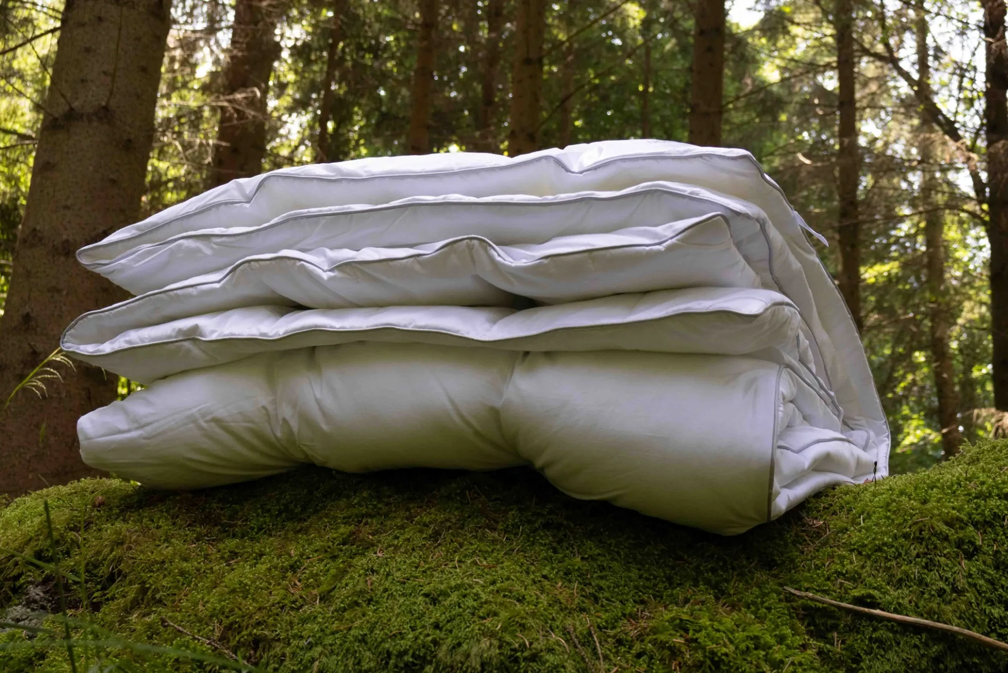 Fyldig hybriddyne 5 kg vægtdyne med glasperler - 140x200 cm - Helårsdyne ekstra tung - Lun kugledyne fra Nordstrand Home