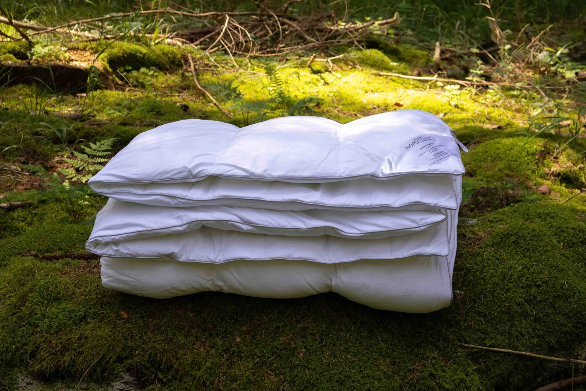 Fyldig hybriddyne 5 kg vægtdyne med glasperler - 140x200 cm - Helårsdyne ekstra tung - Lun kugledyne fra Nordstrand Home