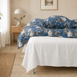 Glat lagen 240x260 cm - 100% bomuldssatin - Ekstra blødt fladlagen - Hvidt satin lagen - By Night fladt lagen