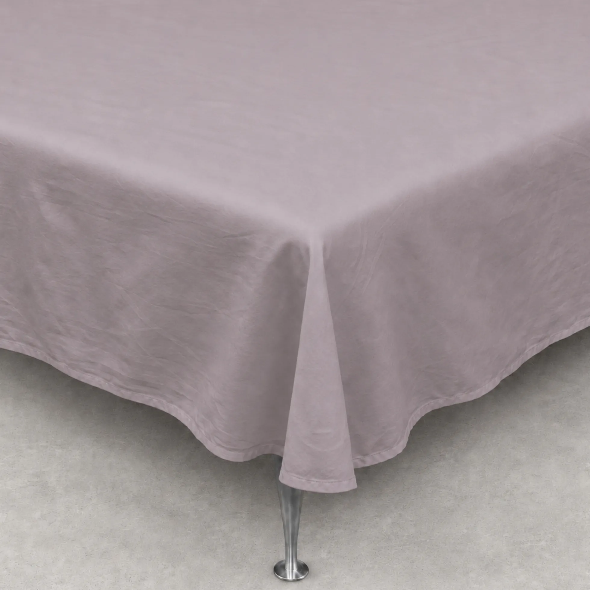 Glat lagen 240x260 cm - 100% bomuldssatin - Ekstra blødt fladlagen - Gråt satin lagen - By Night fladt lagen