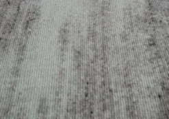 Gulvtæppe 140x200 cm - Løs tæppe med skridsikker bagside - Gråt tæppe med stonewashed effekt - Blødt tæppe fra Nordstrand Home Tine