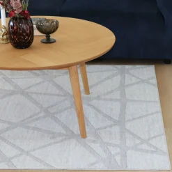 Gulvtæppe - 160x230 cm - Lysegrå tæppe med skridsikker bagside - Løs tæppe fra Nordstrand Home Maja