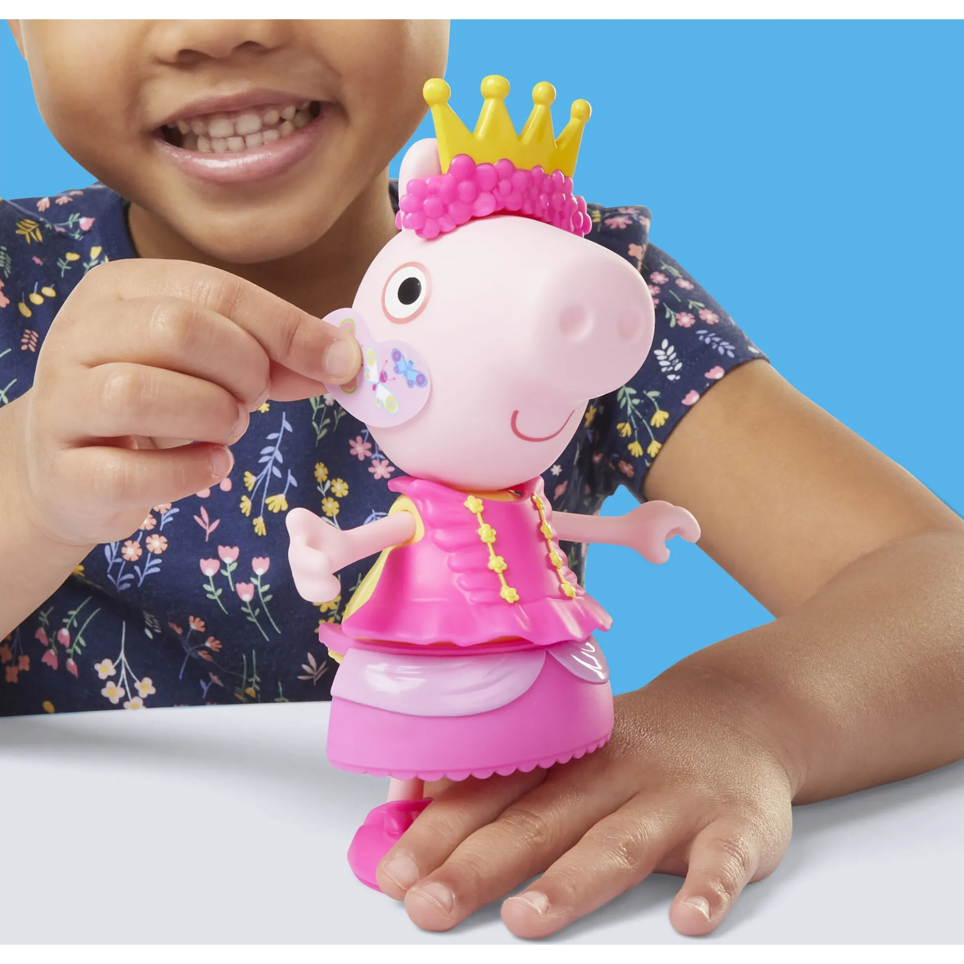 Gurli Gris garderobe med Gurli figur - 15 cm