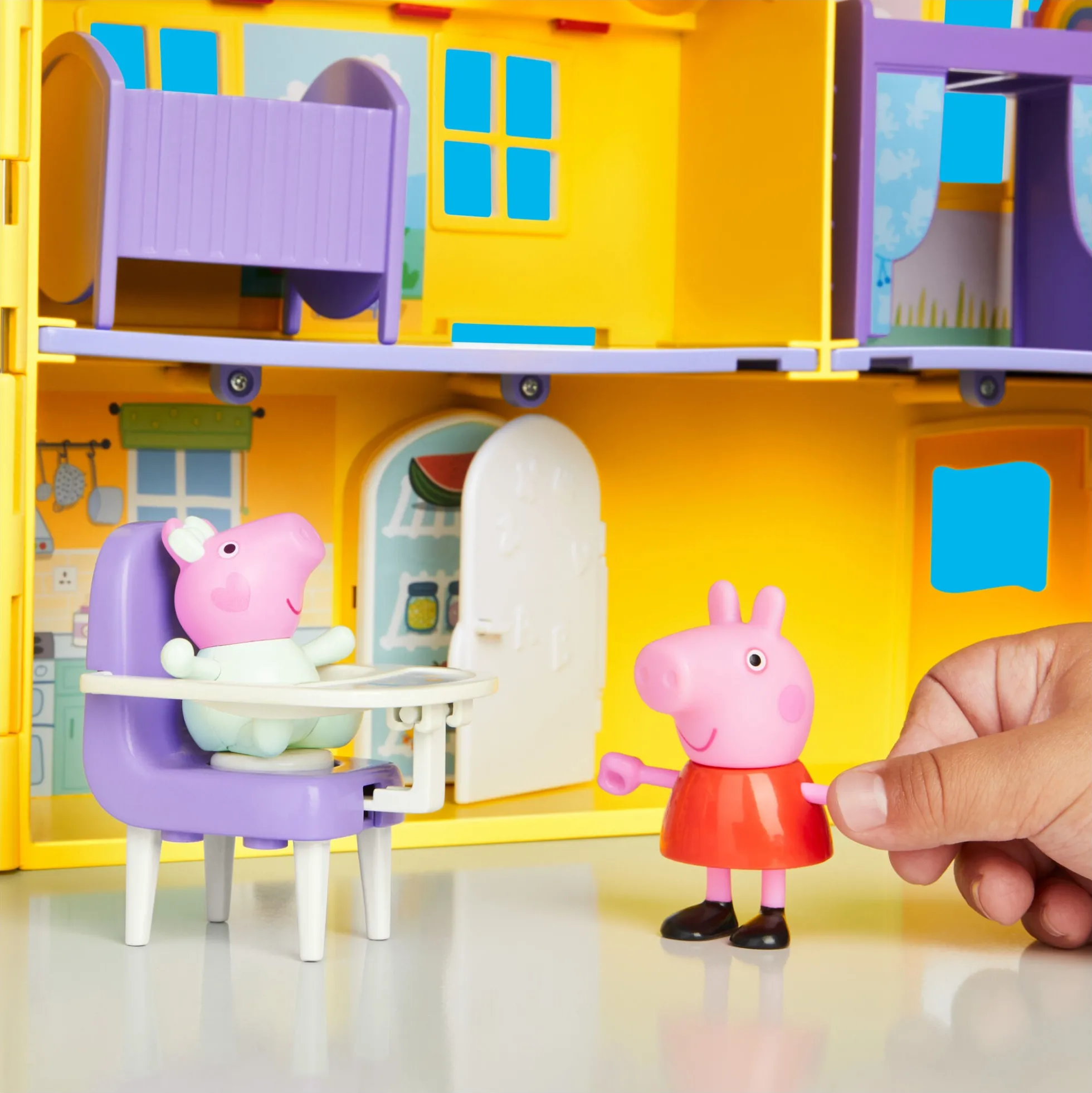 Gurli Gris stort familiehus med 3 figurer og tilbehør - 7,5 cm figurer
