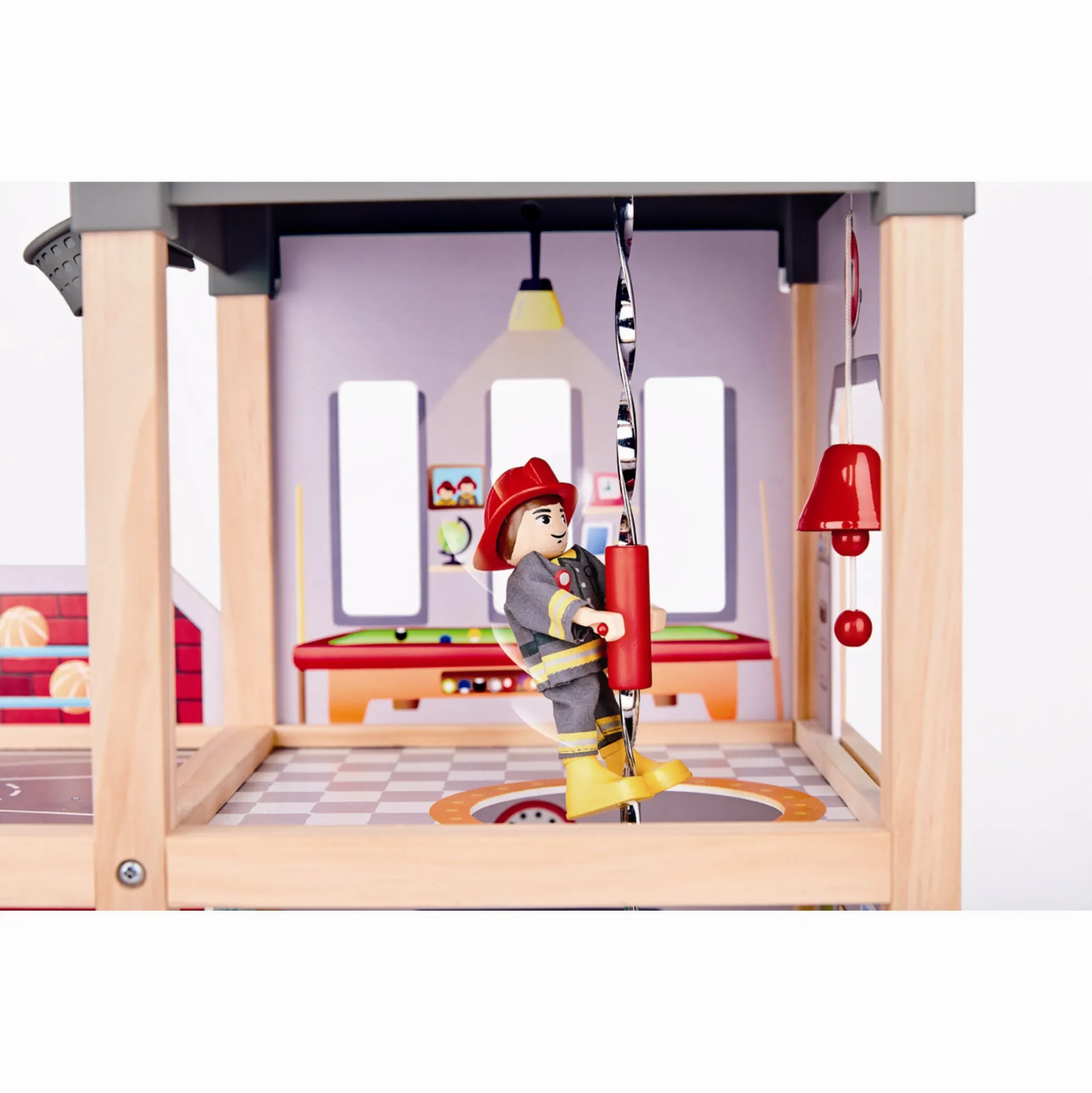 Hape City brandstation i træ med lys, lyd, brandbil og helikopter - 13 dele - 60x30x47,8 cm