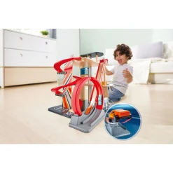 Hape Gearhead stuntgarage - parkeringshus med elevator, loop og 2 biler - 50x59x40 cm