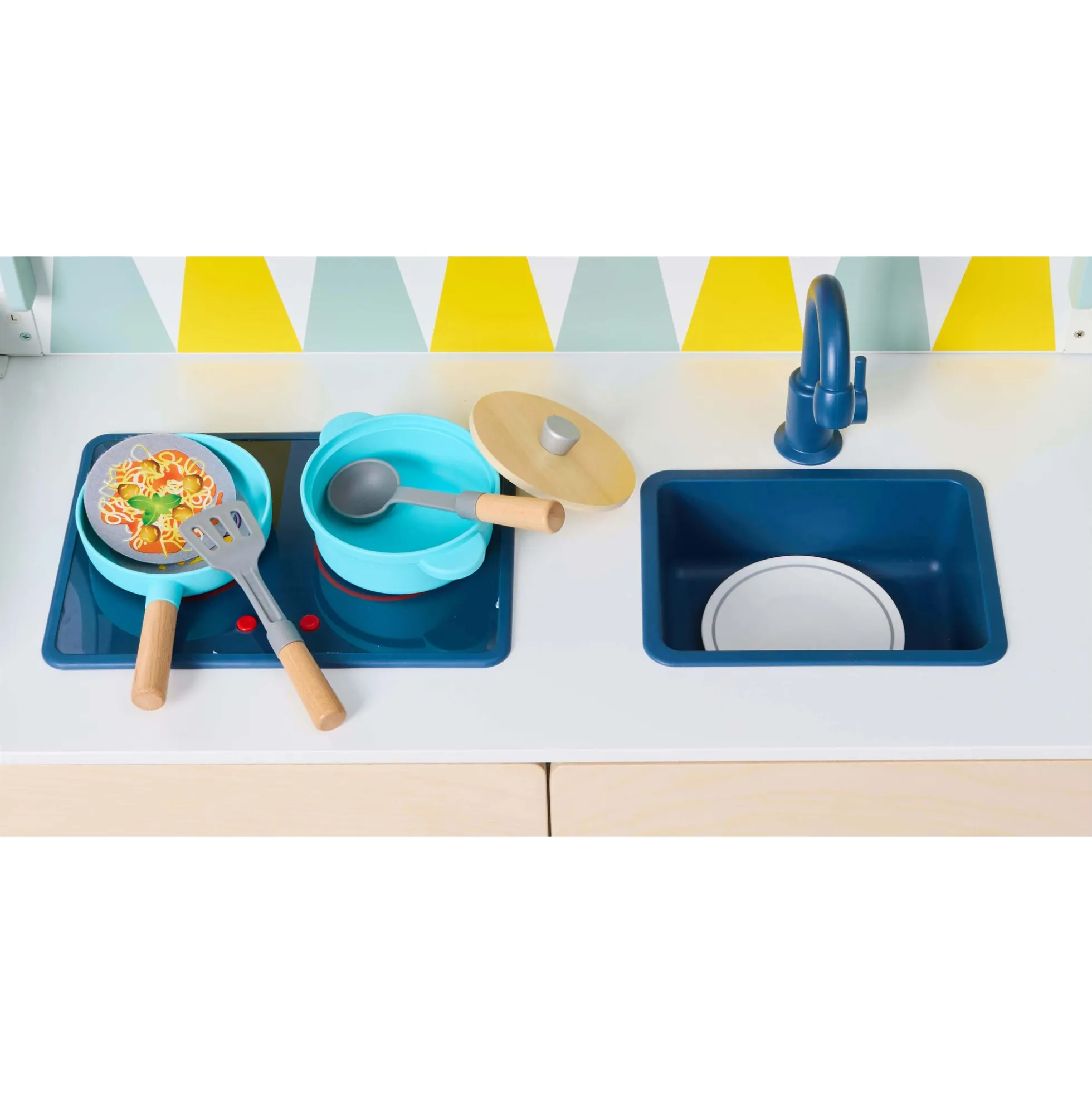 Hape Switch & Store legekøkken med opbevaring, lys, og lyd - 20 dele - 78x86,6x39 cm