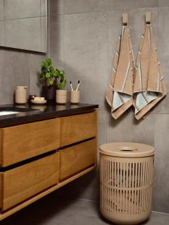 Håndklæde - 100% bomuld - 50x100 cm - Zone Denmark Sauna - Stribet Camel