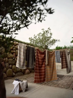 Håndklæde - 100% bomuld - 50x100 cm - Zone Denmark Sauna - Soft Grey