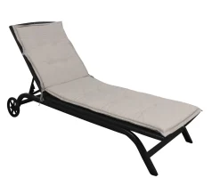 Hynde til solvogn - Beige universal hynde til liggestol - 5 cm skumfyld - God komfort & UV beskyttet betræk - Hynde til solseng - Nordstrand Home hynde