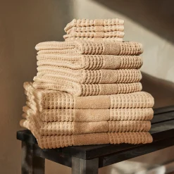 JUNA håndklæde - 100% økologisk bomuld - 50x100 cm - Check sand