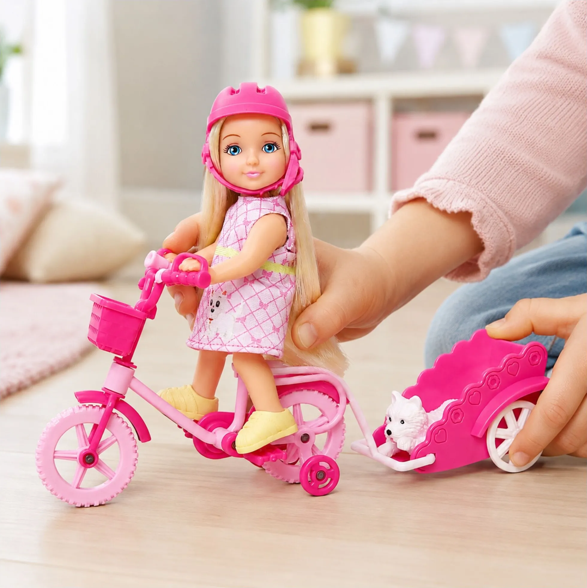 Kiki dukke med pink cykel og anhænger - 11 cm