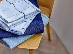 Økologisk håndklæde - 100% økologisk bomuld - Gæstehåndklæde lyseblå 40x60 cm - Södahl Organic Comfort - Linen blue