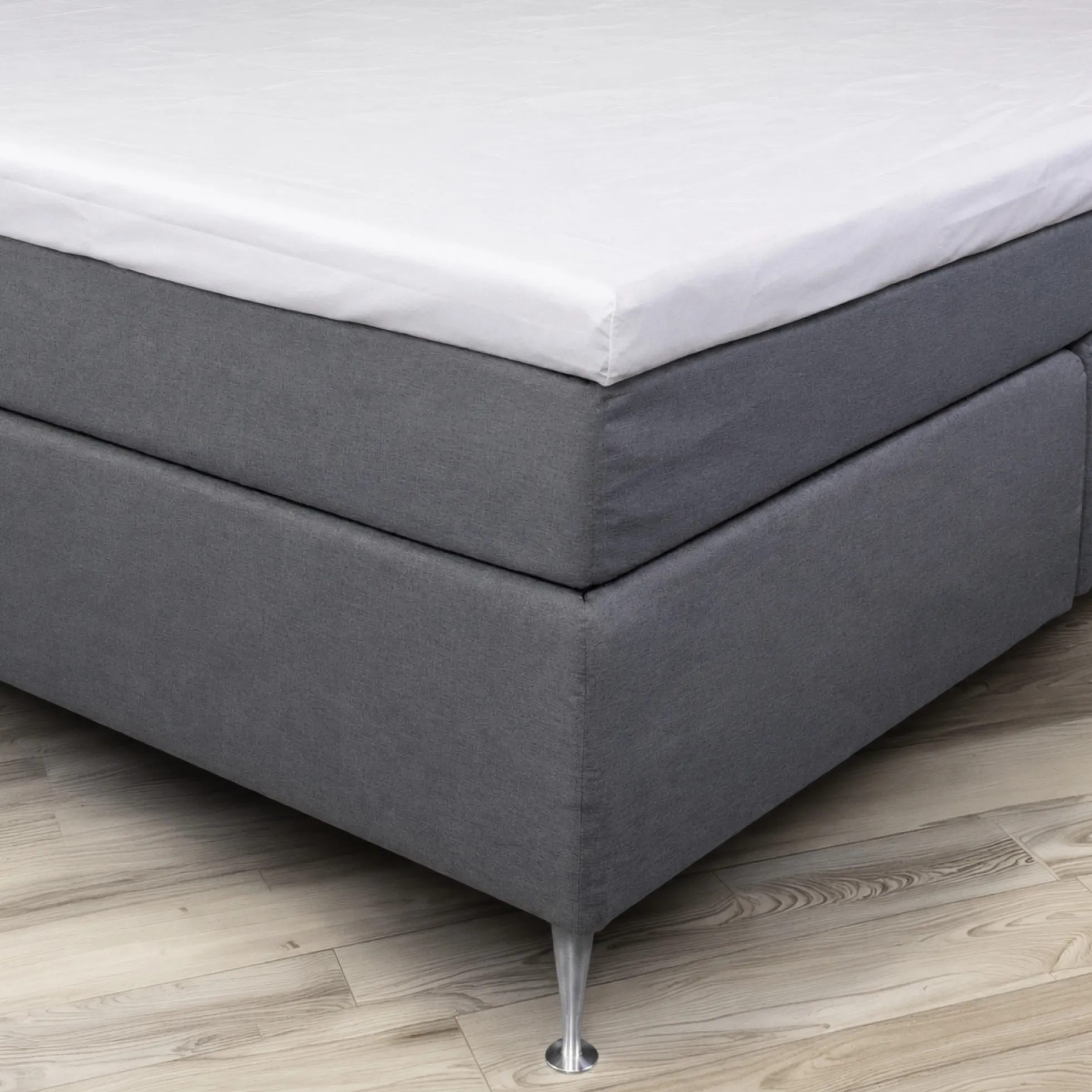 Kuvertlagen 180x200 cm - 100% blød bomuld - Højde 8 cm - Hvidt lagen til topmadras by Nordstrand Home