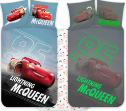 Lynet McQueen sengetøj - 100% bomuld - Junior sengetøj 100x140 cm - Glow in the dark - Cars sengetøj