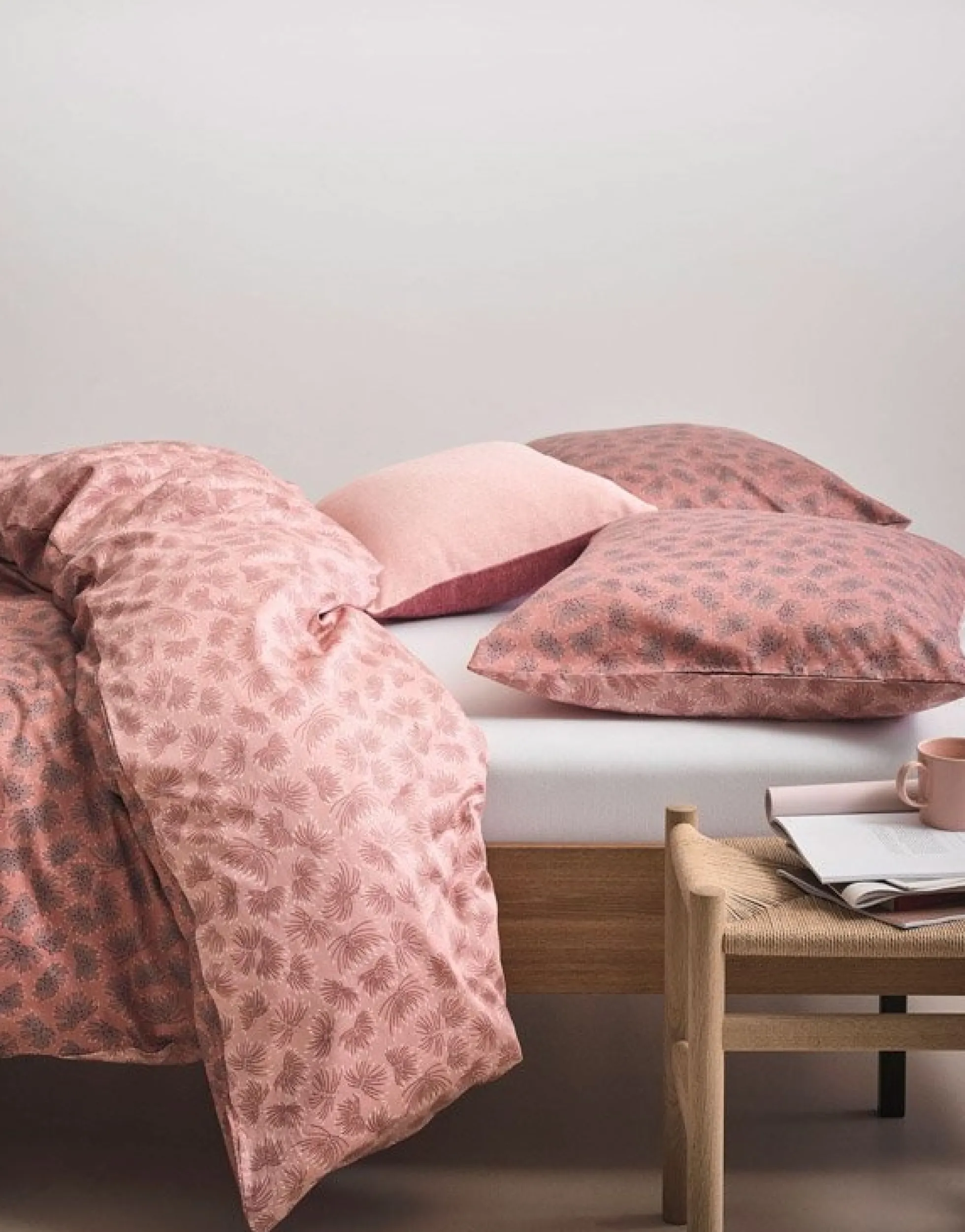 Marco polo sengetøj - 140x220 cm - Verin Coral pink - 2 i 1 sengesæt - 100% Bomuldssatin sengetøj - Marc O'Polo