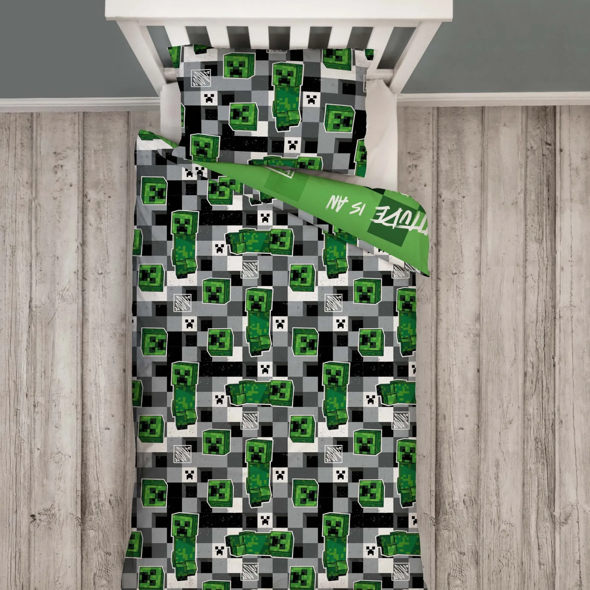 Minecraft sengetøj - 100% bomuld - Børnesengetøj 140x200 cm - Alex og Steve - Grøn