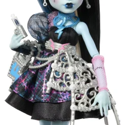 Monster High Scary Sweet Birthday Frankie Stein dukke - 8 tilbehørs dele - 30 cm