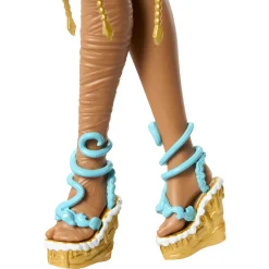 Monster High Scary Sweet Birthday Cleo De Nile dukke - 8 tilbehørsdele - 30 cm