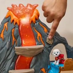 PAW Patrol Dino Filmen Super Lava Blast vulkan legesæt med tilbehør - 36x45x13 cm