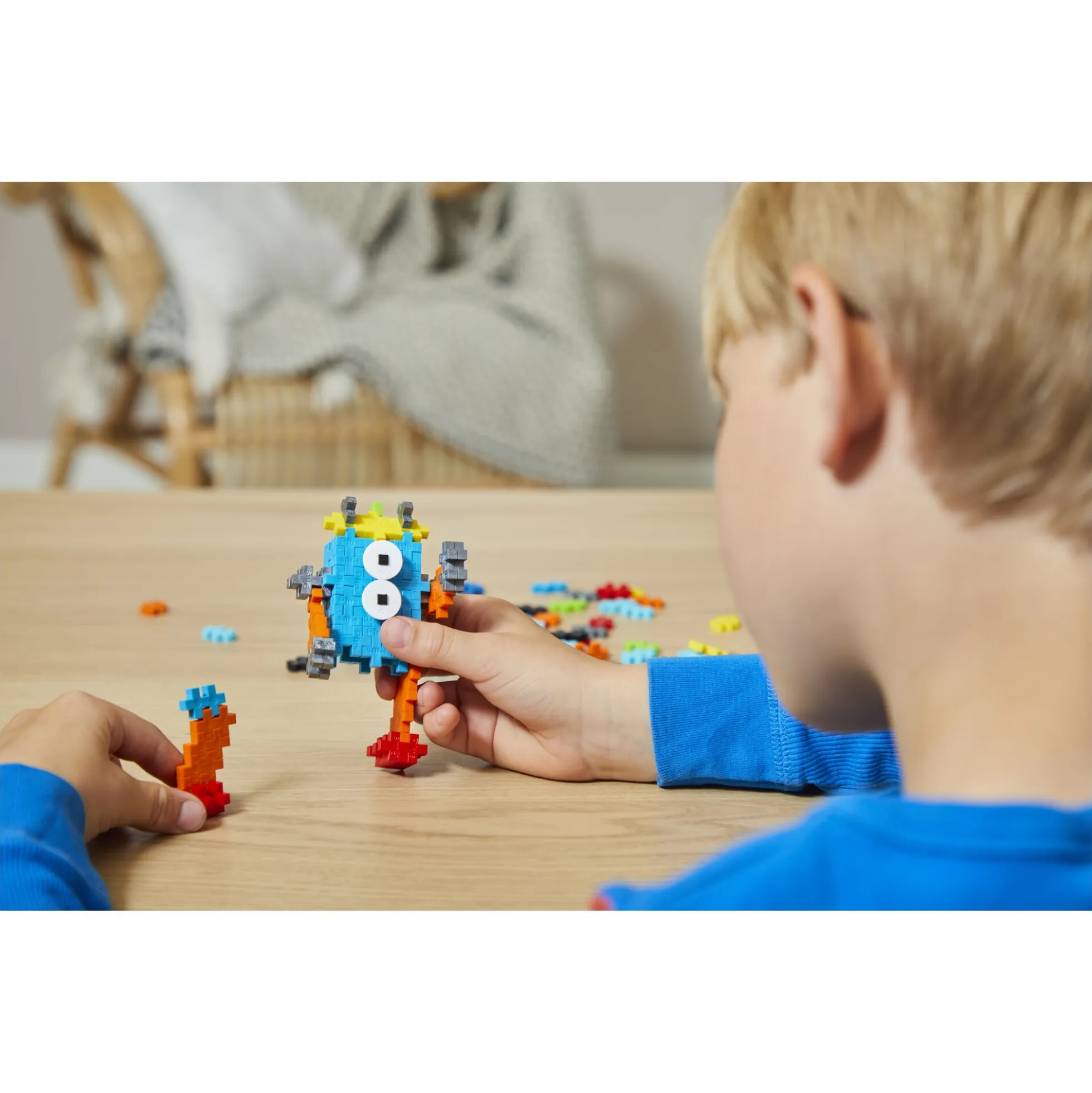 Plus-Plus byggesæt med farverige robotter og hjul - 250 dele