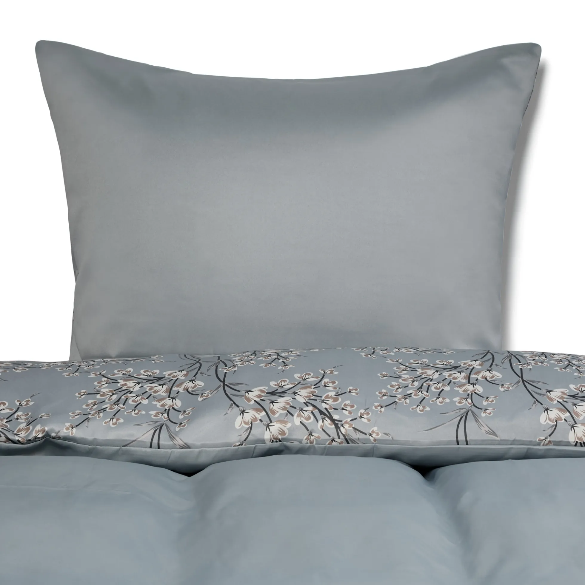 Pudebetræk 60x63 cm - Satin - Lyseblåt vendbart blomster design