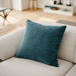 Pyntepude 45x45 cm - Blågrøn sofapude med fløjls look - Blød pude til sofaen - Borg Living