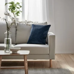 Pyntepude 45x45 cm - Mørkeblå sofapude med fløjls look - Blød pude til sofaen - Borg Living